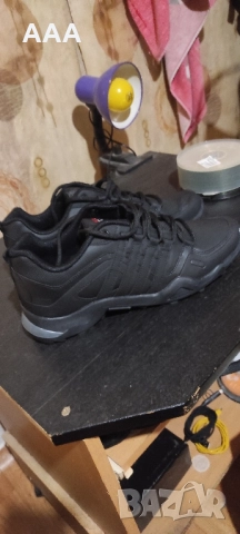 нови маратонки 42, снимка 2 - Маратонки - 52556639