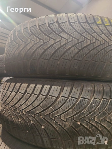 2бр.всесезонни гуми 215/60/17 Kumho, снимка 1 - Гуми и джанти - 53666840