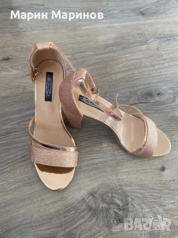 Дамски сандали на ток, снимка 4 - Сандали - 48626259