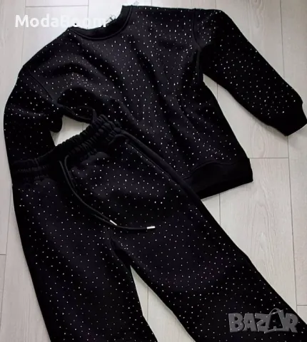 Дамски ватиран екип с камъчета , снимка 3 - Спортни екипи - 48354905