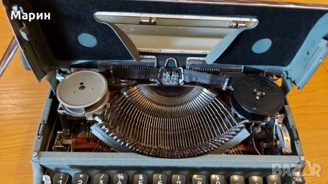 Колекционерска пишеща машина 2, снимка 9 - Колекции - 36080820