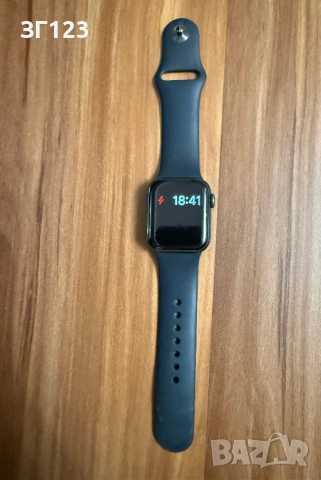 Apple watch SE 2021, снимка 6 - Смарт часовници - 53462870