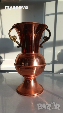 Медна амфора, ваза с бронзови дръжки. , снимка 2 - Вази - 53541368