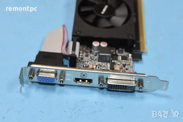 Видео карта Gigabyte 710GT Hdmi VGA DVI - с активно охлаждане, снимка 2 - Видеокарти - 56084236