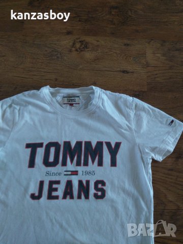 Tommy Hilfiger - страхотна мъжка тениска , снимка 2 - Тениски - 41511417