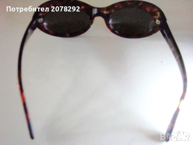 Ретро слънчеви очила + калъф, снимка 6 - Антикварни и старинни предмети - 52452677