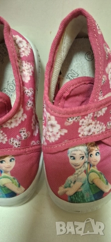 Детски пантофи,размер 23,като нови, снимка 2 - Детски пантофи - 52487700