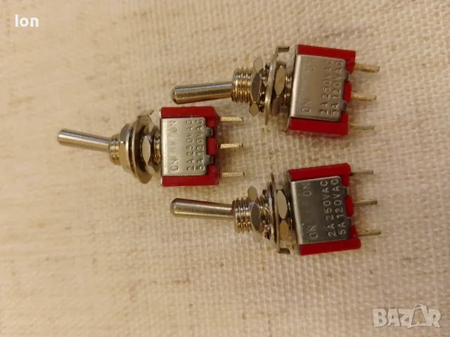 Малки ЦК ключета 2A/250V~ и 5A/120V~