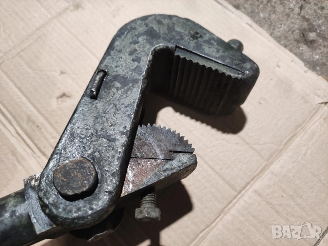 Масивен самозатягащ се тръбен ключ – 57 см ​, снимка 4 - Ключове - 53035004