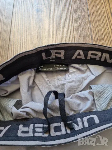 Страхотни мъжки къси шорти UNDER ARMOUR размер S, снимка 4 - Къси панталони - 50367656