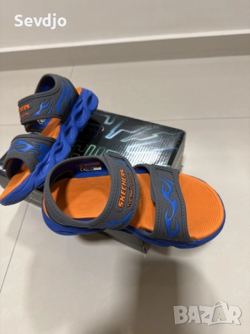Детски Сандали SKECHERS размер (31), снимка 2 - Детски сандали и чехли - 56237076