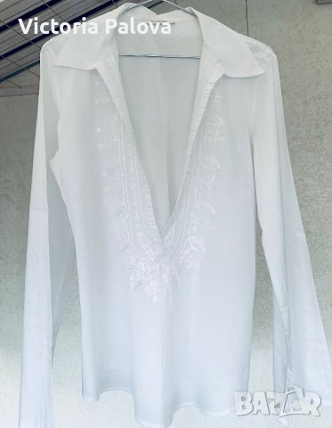Много красива бяла блуза B. JOUNG, снимка 2 - Корсети, бюстиета, топове - 41622222
