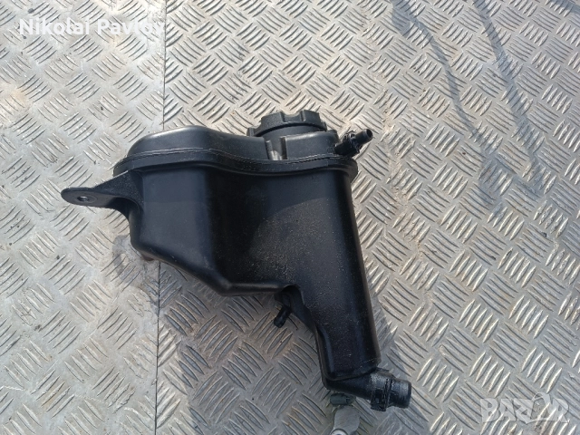 Казанче антифриз за БМВ Е 91 Е 90 бензин , снимка 14 - Части - 51708081
