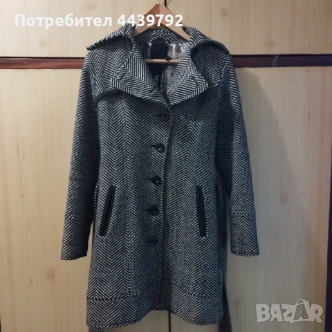 Дамско манто,като ново.