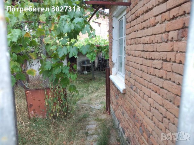 Къща в град Стрелча, снимка 2 - Къщи - 42012929