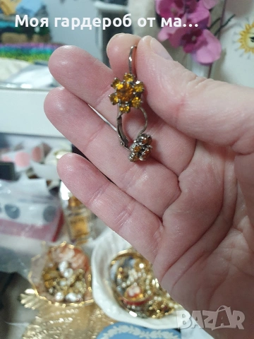 Лот бижута Лондон , снимка 2 - Бижутерийни комплекти - 53738172