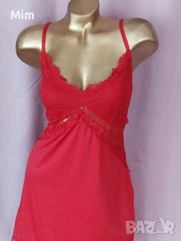 46/48 Червена еластична нощница с дантела , снимка 2 - Нощници - 52717401