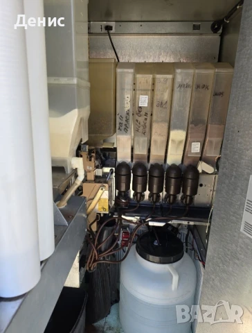 Вендинг кафемашина Zenith Necta, снимка 5 - Вендинг машини - 50764878