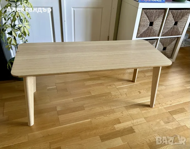 Холна маса IKEA 118х50х50 см, с дребни забележки
