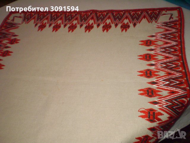 стара рьчно бродирана ленена покривка -каре  червена бродерия, снимка 5 - Други ценни предмети - 42280660