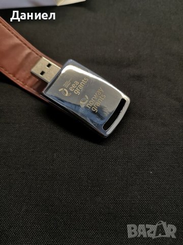Флашки 8GB , снимка 3 - Друга електроника - 40429976
