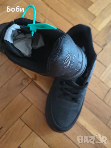 Продавам мъжки маратонки Nike, снимка 3 - Маратонки - 56079526