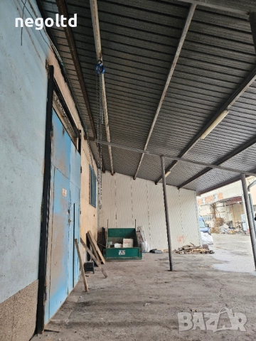 ОТ СОБСТВЕНИК! Склад под наем Пловдив Брезовско шосе ! 900 кв.м +100 навес! Голям двор, снимка 7 - Складове - 52812068