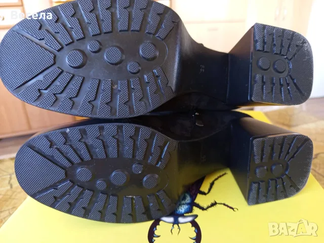 Красиви черни велурени боти  39 номер, снимка 4 - Дамски боти - 56243085