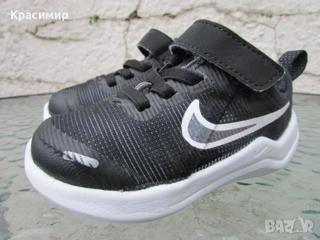 Детски маратонки Nike Downshifter 12, снимка 4 - Детски маратонки - 49599629