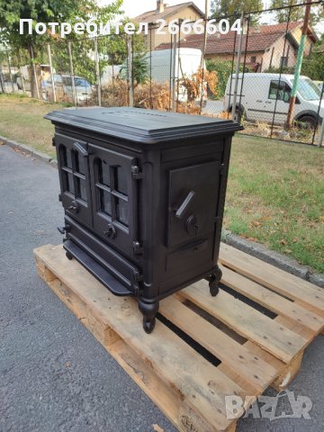 Френска чугунена камина печка на дърва