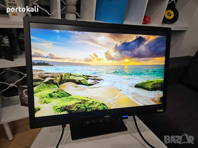 +Гаранция! Монитор Fujitsu B22W-6 LED 22" инча + кабели, снимка 9 - Монитори - 48844638