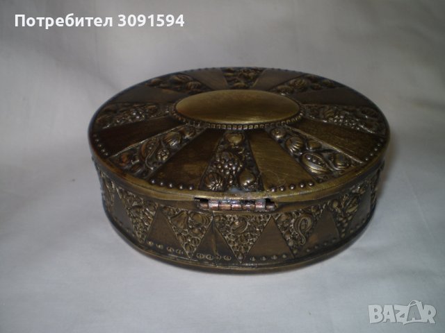 19ти век посребрена месингова кутия за бижута, снимка 6 - Антикварни и старинни предмети - 41756276