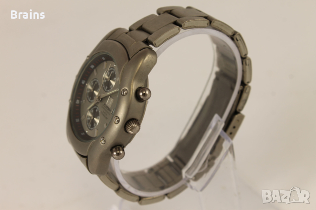 PLAYBOY Швейцарски Дамски Хронограф Титаниев, снимка 5 - Дамски - 44838125