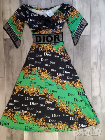 Dior - рокля Л/ХЛ , снимка 1 - Рокли - 44631440