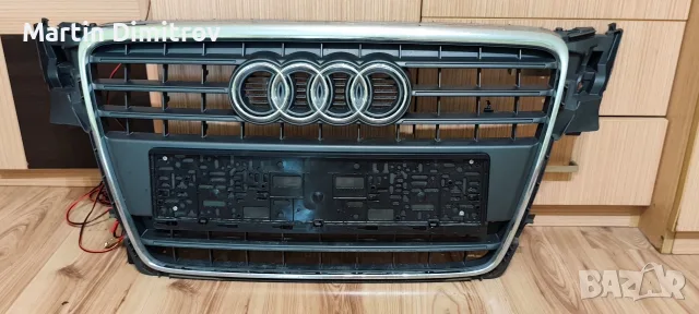 Оригинална предна решетка за Audi A4 B8 Avant