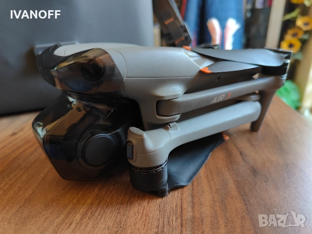 Дрон DJI Air 3 Fly more combo RC-2 , снимка 2 - Дронове и аксесоари - 51663750