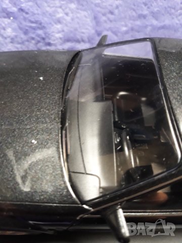 Opel Omega 1.24 Evolution 500. Evo 500. White Box Black Metallic.!, снимка 8 - Колекции - 35729553