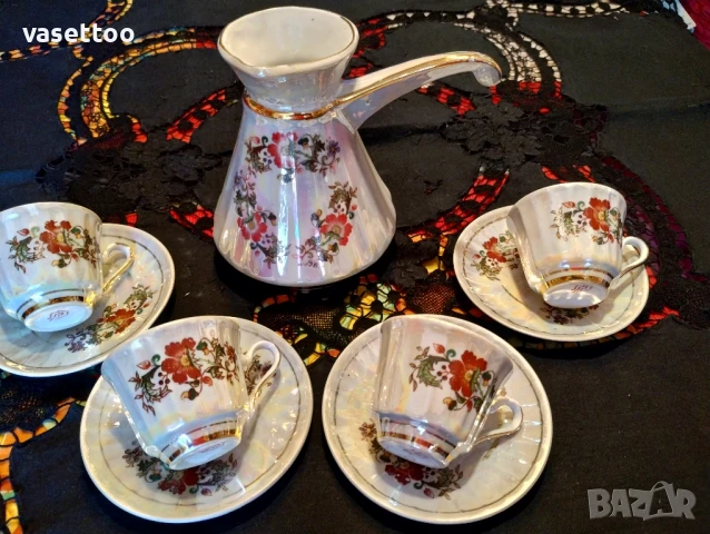 Порцеланов джезве с чашки