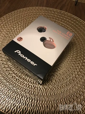 Безжични Pioneer E8