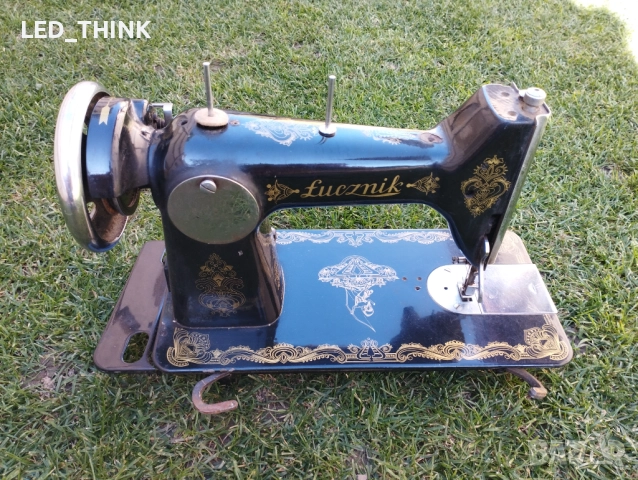 Шевна машина Lucznik Лучник модел 82, снимка 3 - Шевни машини - 52158562