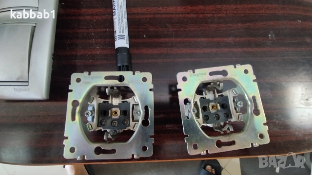 Контакти и ключове LEGRAND еднополюсни девиаторни и сериен, снимка 6 - Ключове, контакти, щепсели - 53783757