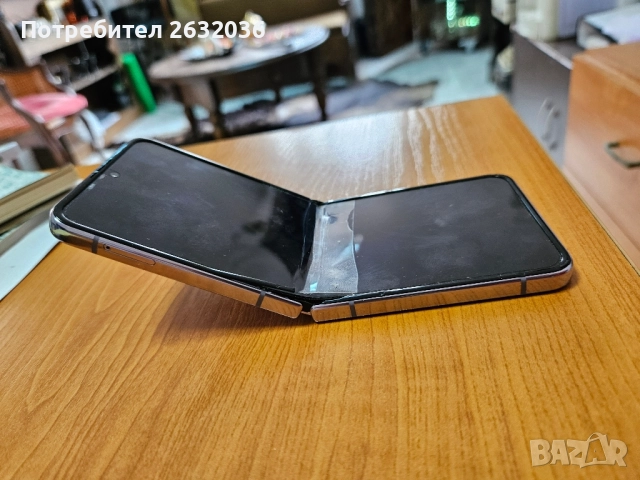 Продавам Samsung flip 4 за части, снимка 2 - Samsung - 51834182