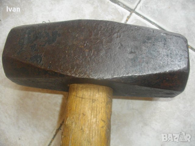 Масивен Чук-Старо Качество-Глава 4,0 кг/5,2 кг-Дървена Дръжка 89см-Немски-Кован-С Метални Клинове, снимка 11 - Други инструменти - 41957642