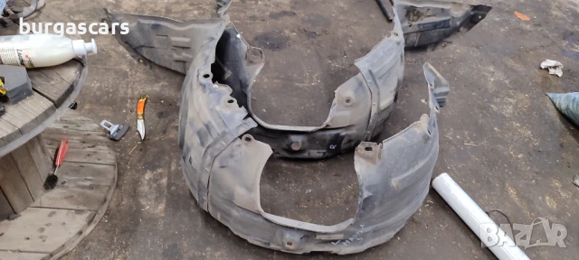 Преден подкалник ляв десен Mazda 3 1.6-105к.с. - 30лв, снимка 2 - Части - 50962617