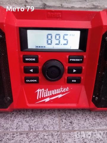 Milwaukee M18 JSR Строително радио, снимка 2 - Други инструменти - 52513069