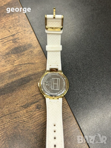 Часовник Tommy Hilfiger, снимка 4 - Дамски - 53709855