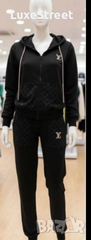 Дамски Екипи 🤍 Louis VUITTON , снимка 4 - Спортни екипи - 52427538