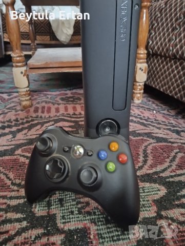 xbox 360 хакнат с 30+ игри идва с всички кабели, снимка 4 - Xbox конзоли - 44461845