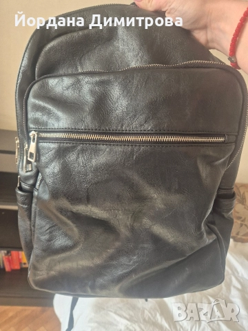 голяма дамска раница , снимка 2 - Чанти - 52811548