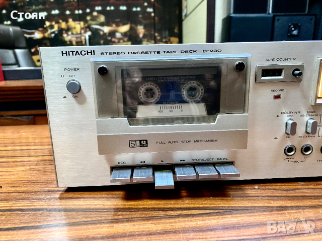 Касетен дек Hitachi, снимка 2 - Декове - 44532487